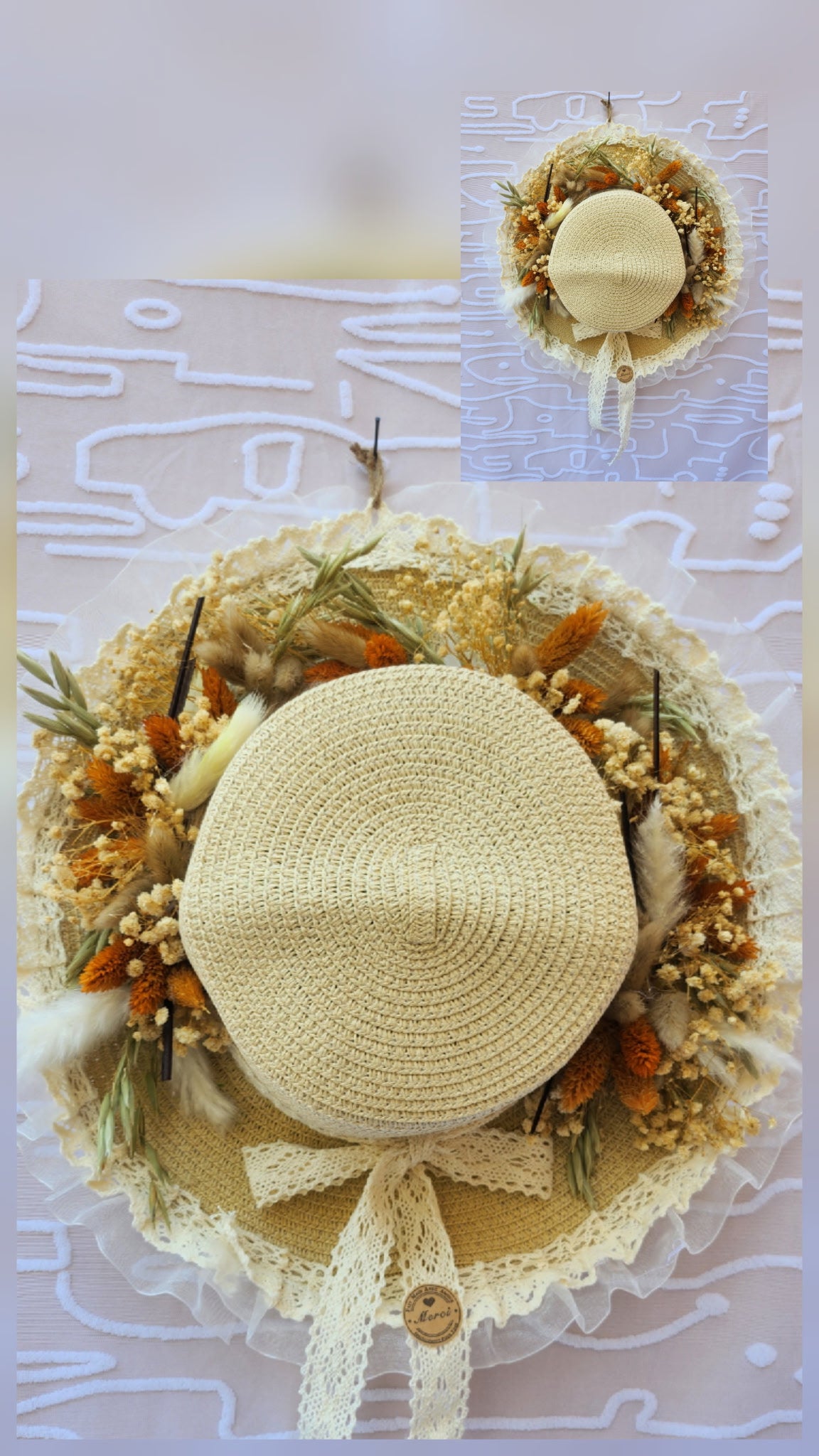 Chapeau de paille fleuri bohème avec fleurs séchées et dentelle
